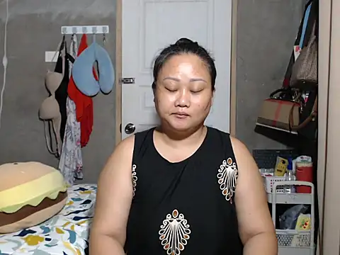 Snapshot of jengrey chatting on November 2025 01:55:02 AM jengrey online show from November 2025 01:55:02 AM