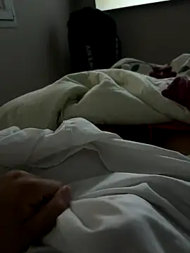 imed692 online show from September 2025 08:39:01 AM