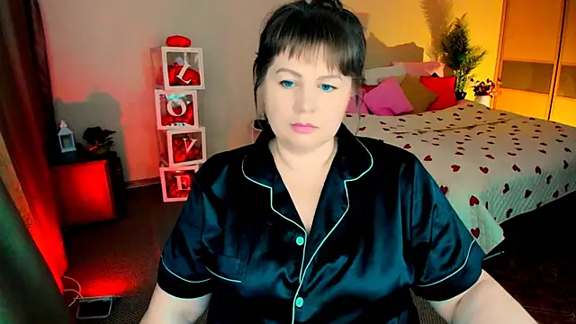 CrystaalStaar online show from February 2026 07:32:02 PM