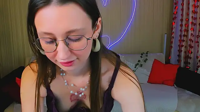 YourLovellyStory online show from March 2026 11:58:01 AM