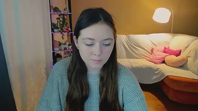 AlluringLookk online show from September 2025 11:21:01 AM