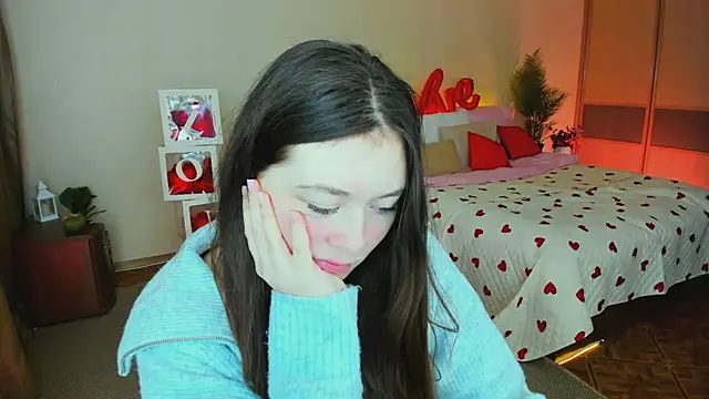 AlluringLookk online show from February 2026 04:09:01 AM