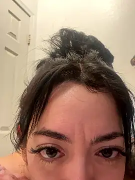 racoonbaby online show from September 2025 07:57:01 AM