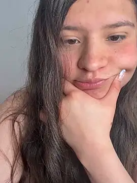 Snapshot of Emilyybennet_ chatting on June 2026 07:58:02 PM Emilyybennet online show from June 2026 07:58:02 PM