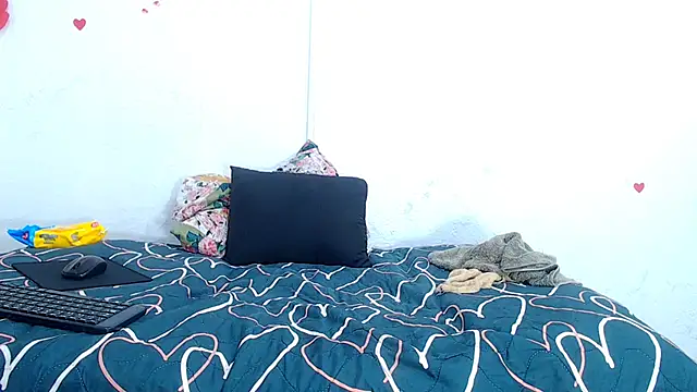 karenvagina18 online show from October 2025 01:11:02 PM