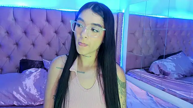 sara ramirez01 online show from September 2025 01:27:02 AM