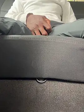 Dickey-B-RSA online show from November 2025 06:25:02 AM