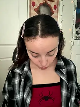 CharmingMaddie online show from January 2026 05:26:02 PM