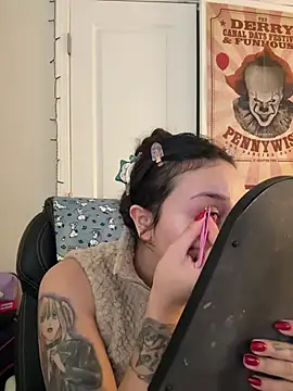 CharmingMaddie online show from February 2026 04:46:01 PM