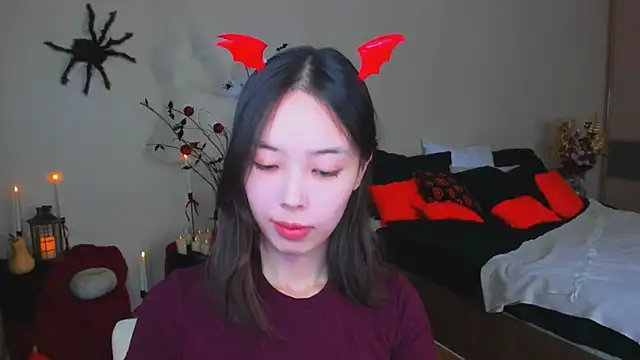 Snapshot of SoulHarmoonyy chatting on October 2025 07:47:02 PM SoulHarmoonyy online show from October 2025 07:47:02 PM