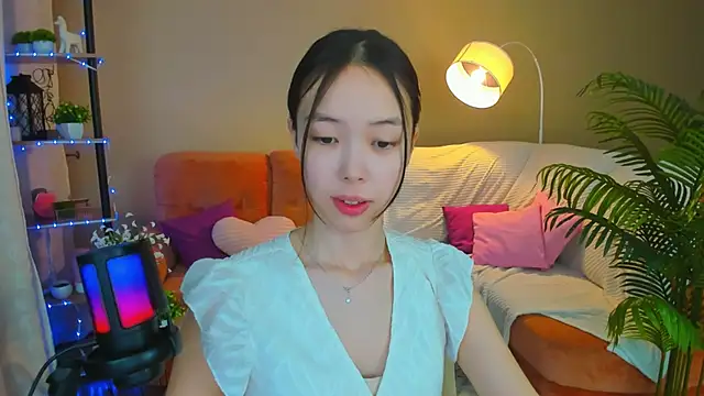 Snapshot of SoulHarmoonyy chatting on November 2025 01:21:02 PM SoulHarmoonyy online show from November 2025 01:21:02 PM