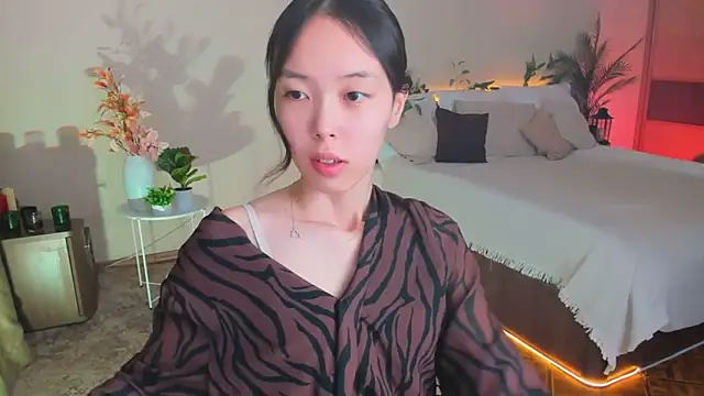 Snapshot of SoulHarmoonyy chatting on November 2025 01:14:02 PM SoulHarmoonyy online show from November 2025 01:14:02 PM