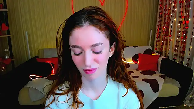 ChristinaConteeree online show from February 2026 07:21:01 PM