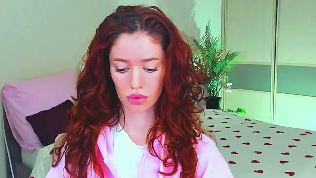 ChristinaConteeree online show from July 2026 07:19:01 PM