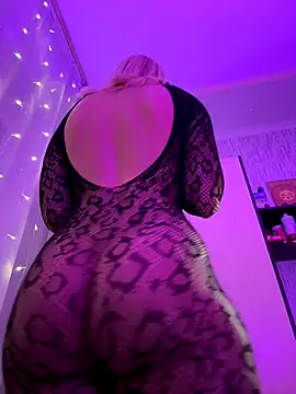 miss veroNika online show from November 2025 10:47:02 AM