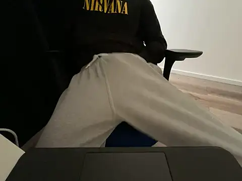 Frankieyyy1 online show from April 2026 05:51:02 AM