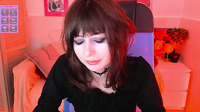 Snapshot of CrystallBloom chatting on October 2025 02:34:02 AM CrystallBloom online show from October 2025 02:34:02 AM