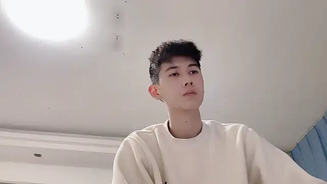 xiaojie2563 online show from March 2026 12:33:01 PM