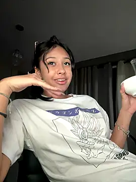 lynn9000 online show from November 2025 07:52:02 AM