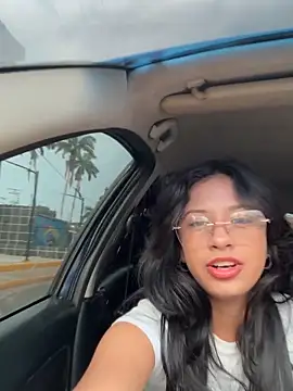 lynn9000 online show from November 2025 05:59:01 PM