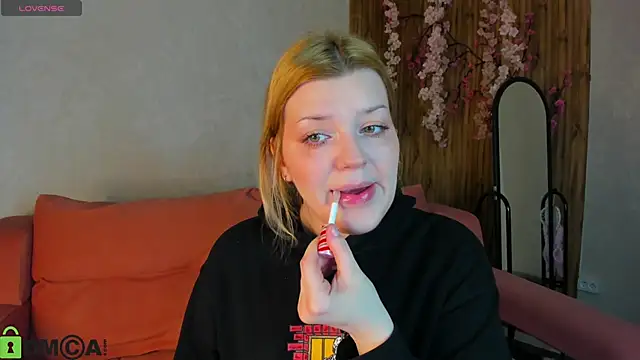 Michele Greenn online show from March 2026 01:11:02 AM