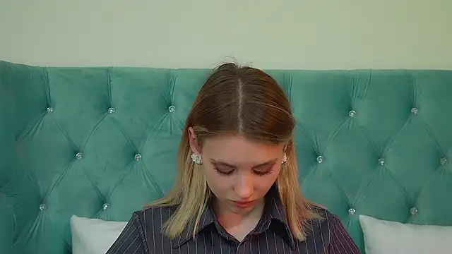 StacyEvances online show from May 2026 06:13:01 PM