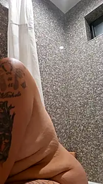 SparklesB1tch online show from November 2025 05:50:02 AM