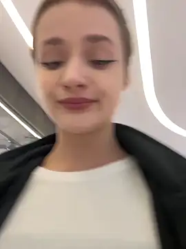 Snapshot of KittyQueeny chatting on September 2025 02:19:01 PM KittyQueeny online show from September 2025 02:19:01 PM