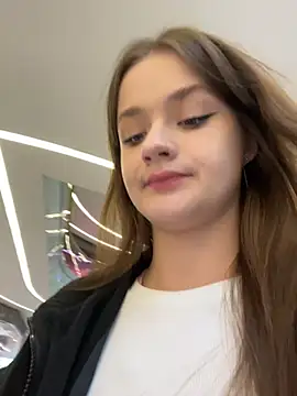 Snapshot of KittyQueeny chatting on September 2025 02:10:01 PM KittyQueeny online show from September 2025 02:10:01 PM