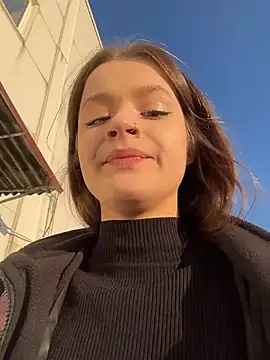 Snapshot of KittyQueeny chatting on October 2025 02:13:01 PM KittyQueeny online show from October 2025 02:13:01 PM