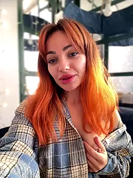 SaraLow online show from October 2025 06:48:01 AM