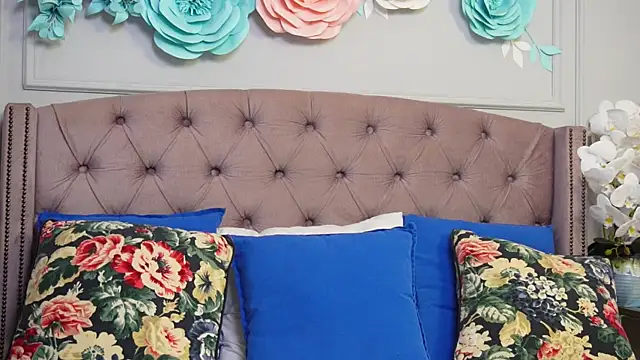 JenniferLovve online show from October 2025 03:20:02 AM