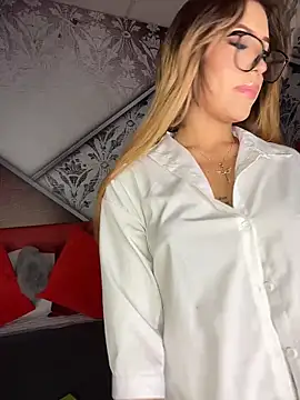 MystiqueXXX online show from May 2026 01:07:01 PM