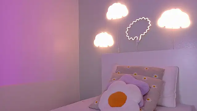 Snapshot of SamaGrey__ chatting on December 2025 11:59:01 AM SamaGrey online show from December 2025 11:59:01 AM