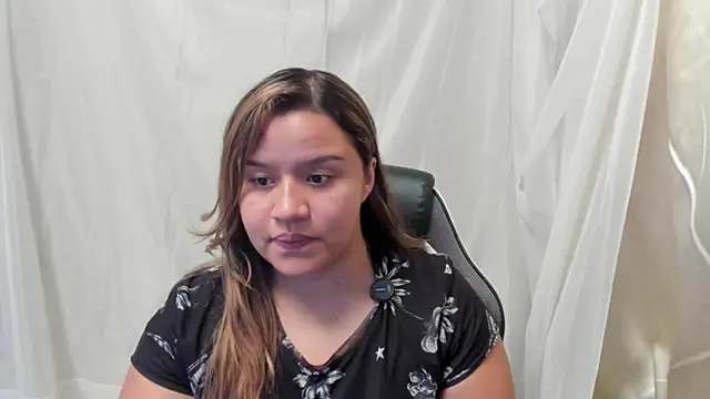 ElaBourn  online show from March 2026 02:55:01 PM