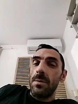 hotmen83 online show from September 2025 03:12:02 PM