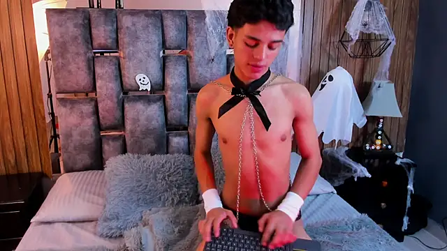 Snapshot of owen__johnson chatting on October 2025 11:58:01 AM owen johnson online show from October 2025 11:58:01 AM