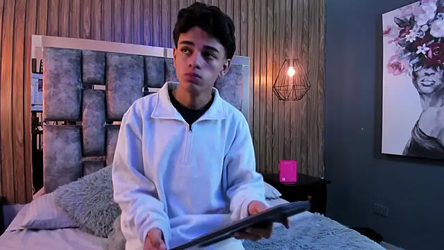 Snapshot of owen__johnson chatting on November 2025 12:38:02 PM owen johnson online show from November 2025 12:38:02 PM