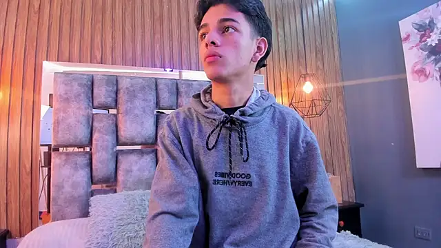 Snapshot of owen__johnson chatting on November 2025 12:04:01 PM owen johnson online show from November 2025 12:04:01 PM