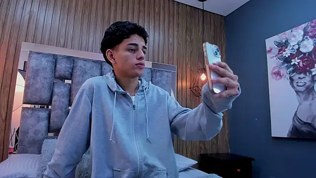 Snapshot of owen__johnson chatting on November 2025 11:54:02 AM owen johnson online show from November 2025 11:54:02 AM