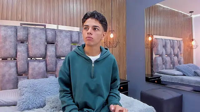 Snapshot of owen__johnson chatting on November 2025 12:16:02 PM owen johnson online show from November 2025 12:16:02 PM