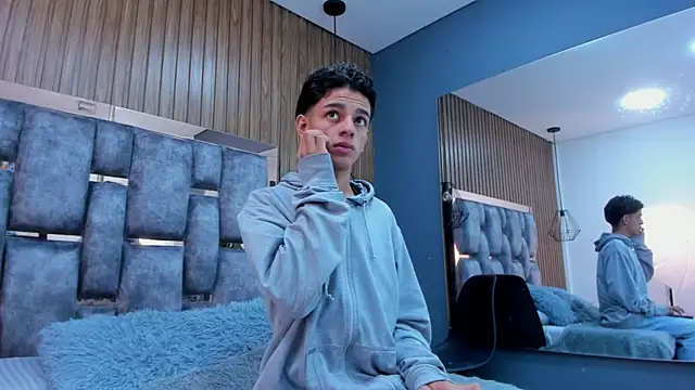 Snapshot of owen__johnson chatting on December 2025 12:36:02 PM owen johnson online show from December 2025 12:36:02 PM