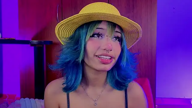 zoelight18 online show from April 2026 08:17:02 AM