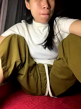 Snapshot of MinHiNi chatting on December 2025 03:30:01 PM MinHiNi online show from December 2025 03:30:01 PM