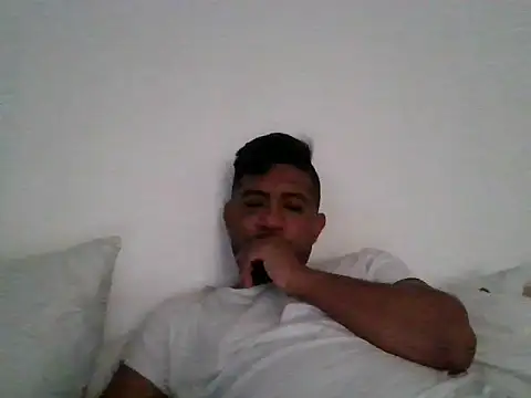 Snapshot of HRPEN chatting on November 2025 10:59:01 AM HRPEN online show from November 2025 10:59:01 AM