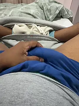 Snapshot of HRPEN chatting on March 2026 01:14:02 PM HRPEN online show from March 2026 01:14:02 PM