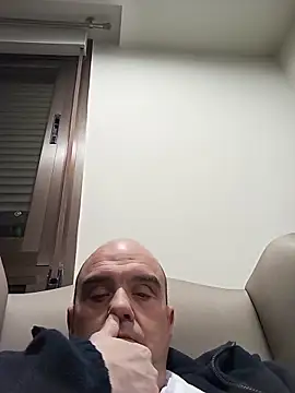 geli45 online show from February 2026 01:36:02 AM