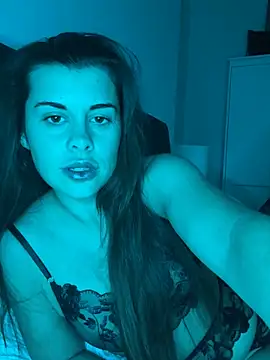 Snapshot of AlitaNova chatting on November 2025 09:26:01 PM AlitaNova online show from November 2025 09:26:01 PM