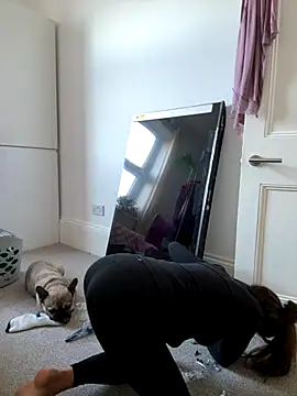 Snapshot of AlitaNova chatting on November 2025 02:16:01 PM AlitaNova online show from November 2025 02:16:01 PM