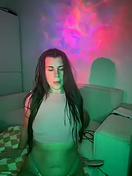 Snapshot of AlitaNova chatting on November 2025 09:17:01 PM AlitaNova online show from November 2025 09:17:01 PM